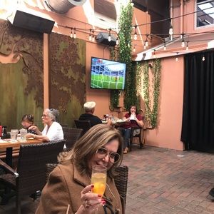 Meet your Posher, Mayra